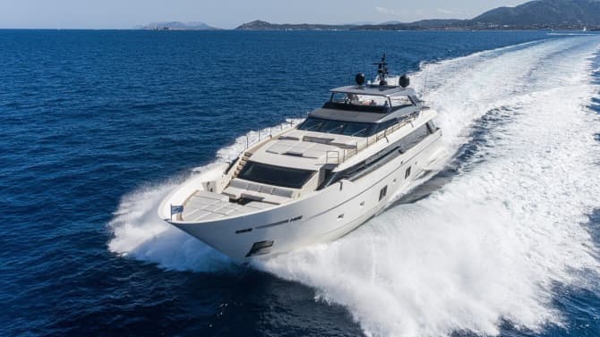 121ft SANLORENZO YACHTS yacht BLUE ANGEL u2014 exterior