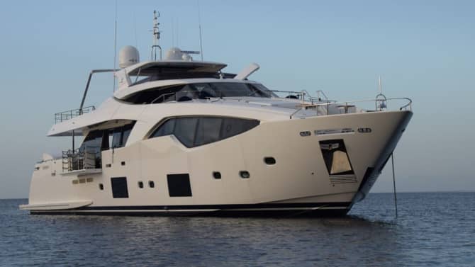 108ft FERRETTI CUSTOM LINE yacht HAPPY 2 u2014 exterior