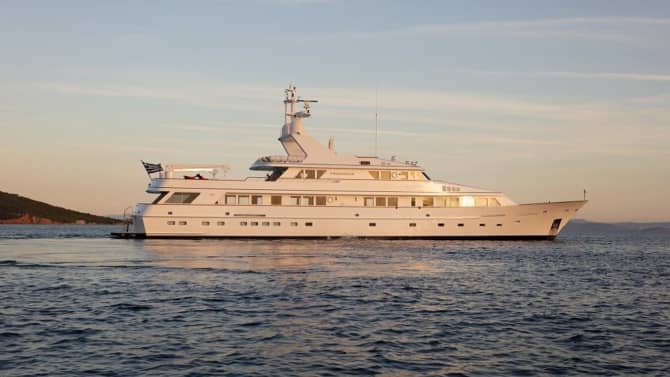 156ft FEADSHIP yacht KASSANDRA u2014 exterior