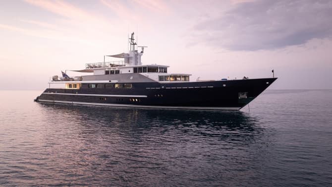 164ft FEADSHIP yacht KORU u2014 exterior