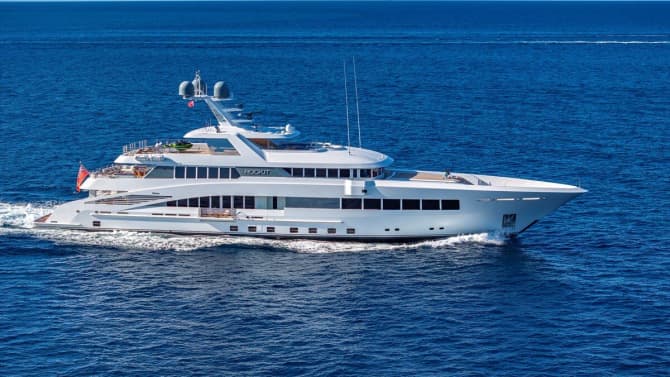 198ft FEADSHIP yacht ROCK.IT u2014 exterior