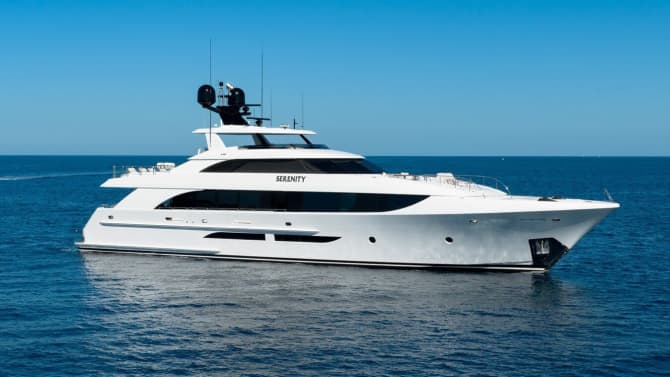 125ft WESTPORT yacht SERENITY u2014 exterior