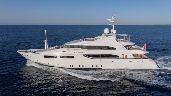 141ft CRN yacht TITIAN PEARL u2014 exterior
