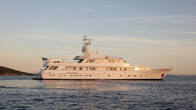 156ft FEADSHIP yacht KASSANDRA u2014 exterior