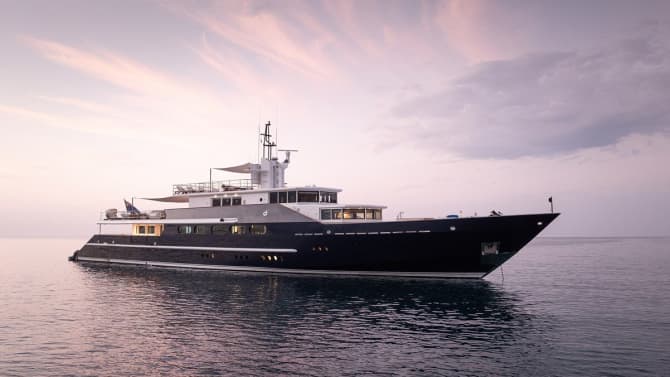 164ft FEADSHIP yacht KORU u2014 exterior