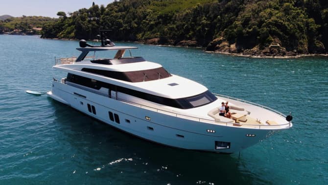 95ft SANLORENZO YACHTS yacht MUMA u2014 my muma view from starboard