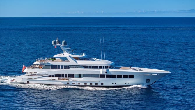 198ft FEADSHIP yacht ROCK.IT u2014 exterior