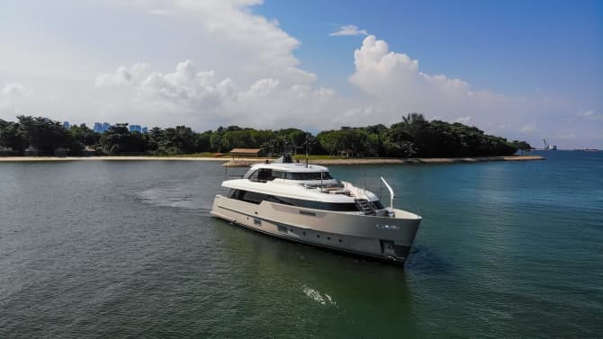 95ft SANLORENZO YACHTS yacht SANLORENZO SD96 u2014 exterior