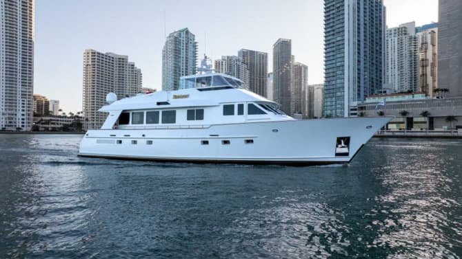 85ft BURGER BOAT COMPANY yacht SIMARON u2014 exterior