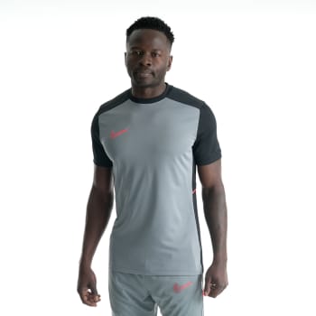 Nike Men&#039;s Academy Jersey