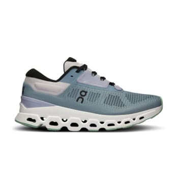 ON Women&#039;s Cloudstratus 3 Road Running Shoes