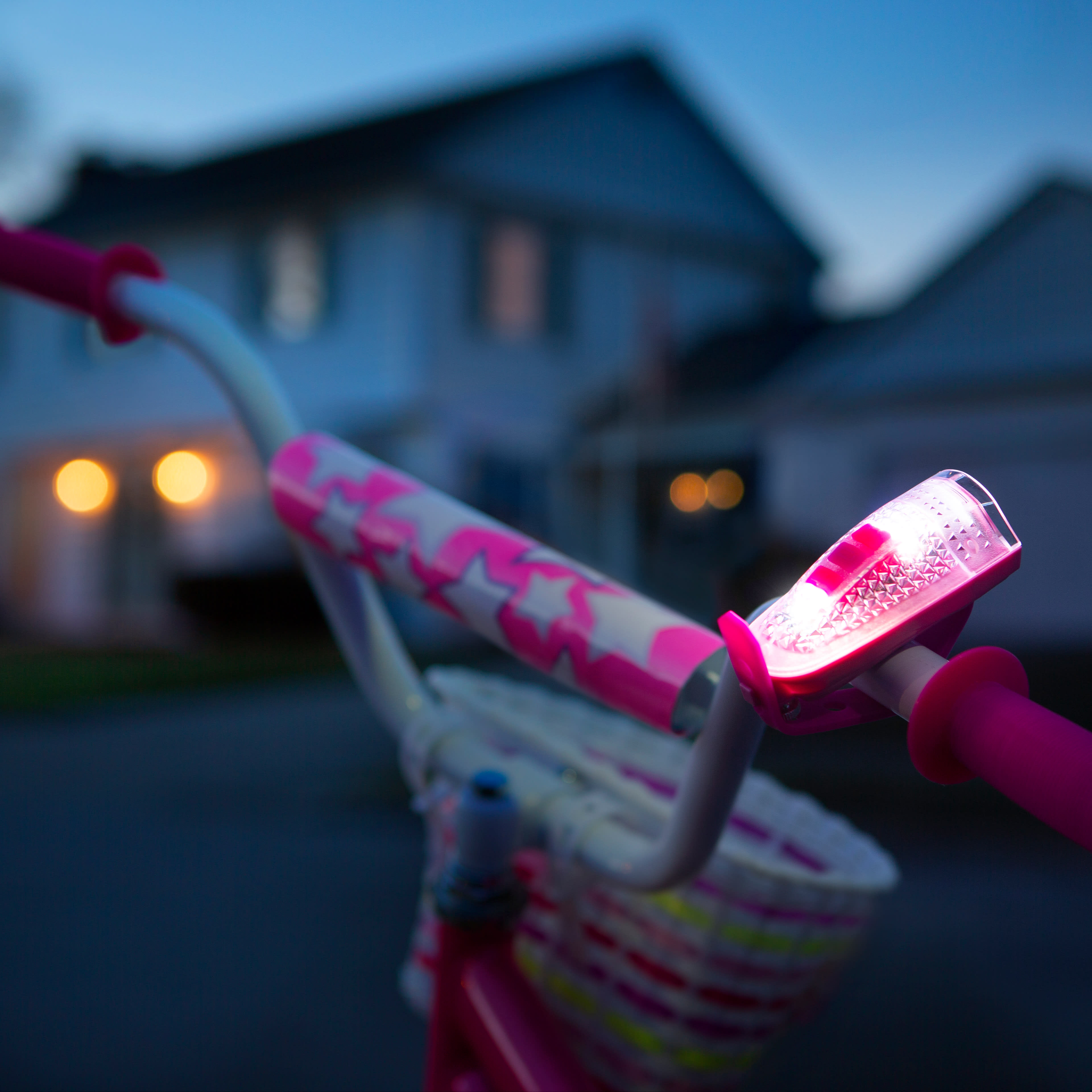 Brightz Light Up Pink Horn, product, variation 2