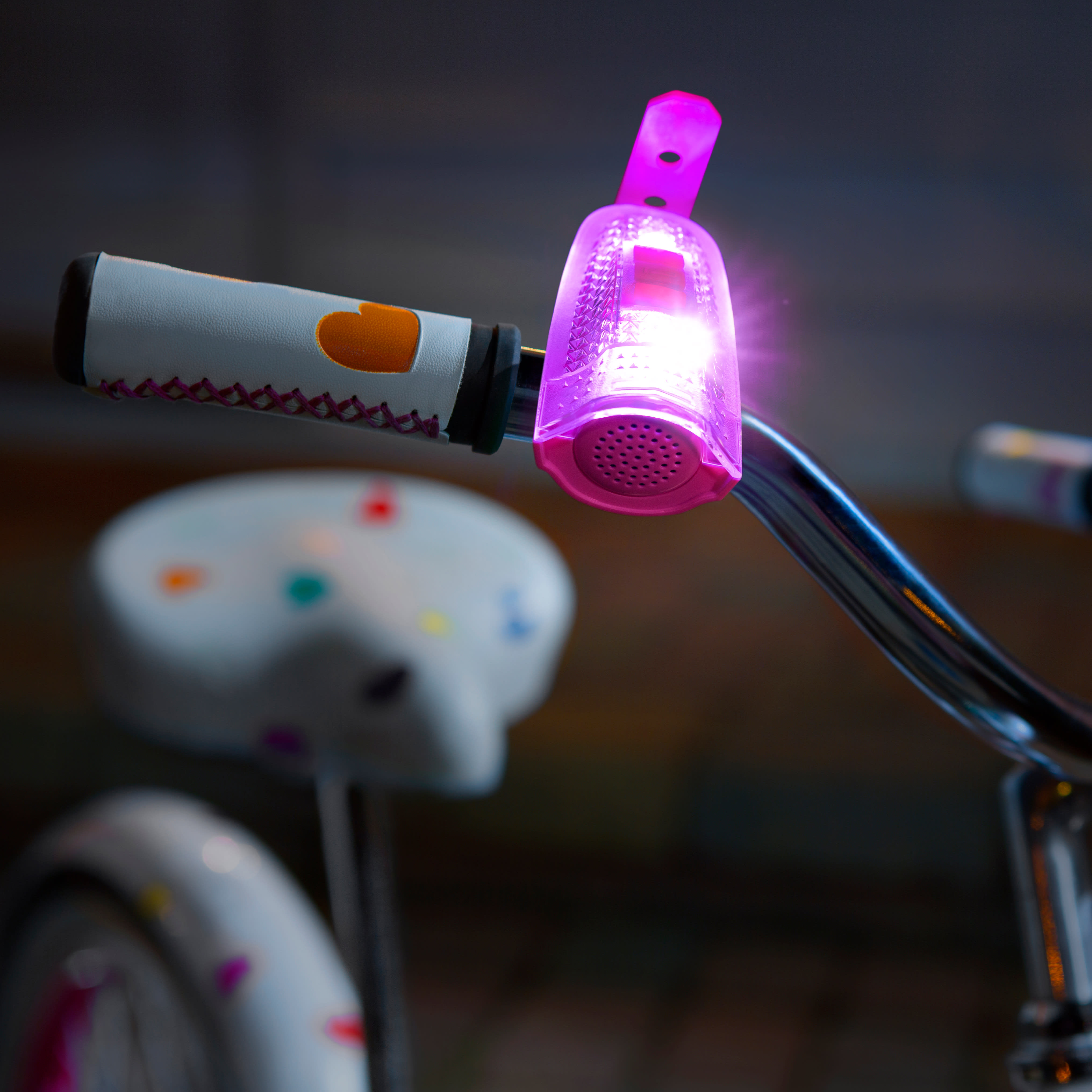 Brightz Light Up Pink Horn, product, variation 3