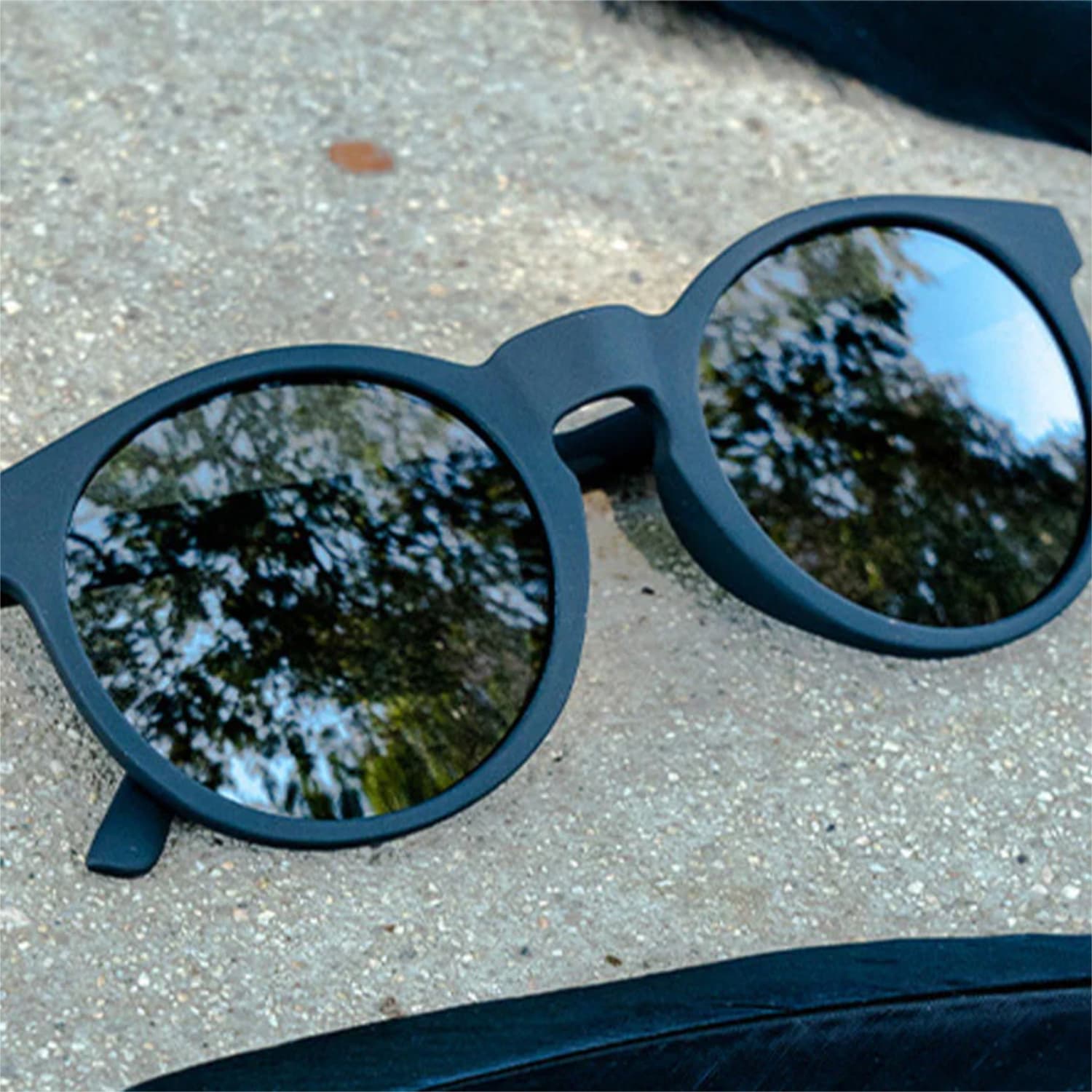 goodr Its Not Black Its Obsidian Circle G Sunglasses, product, variation 3
