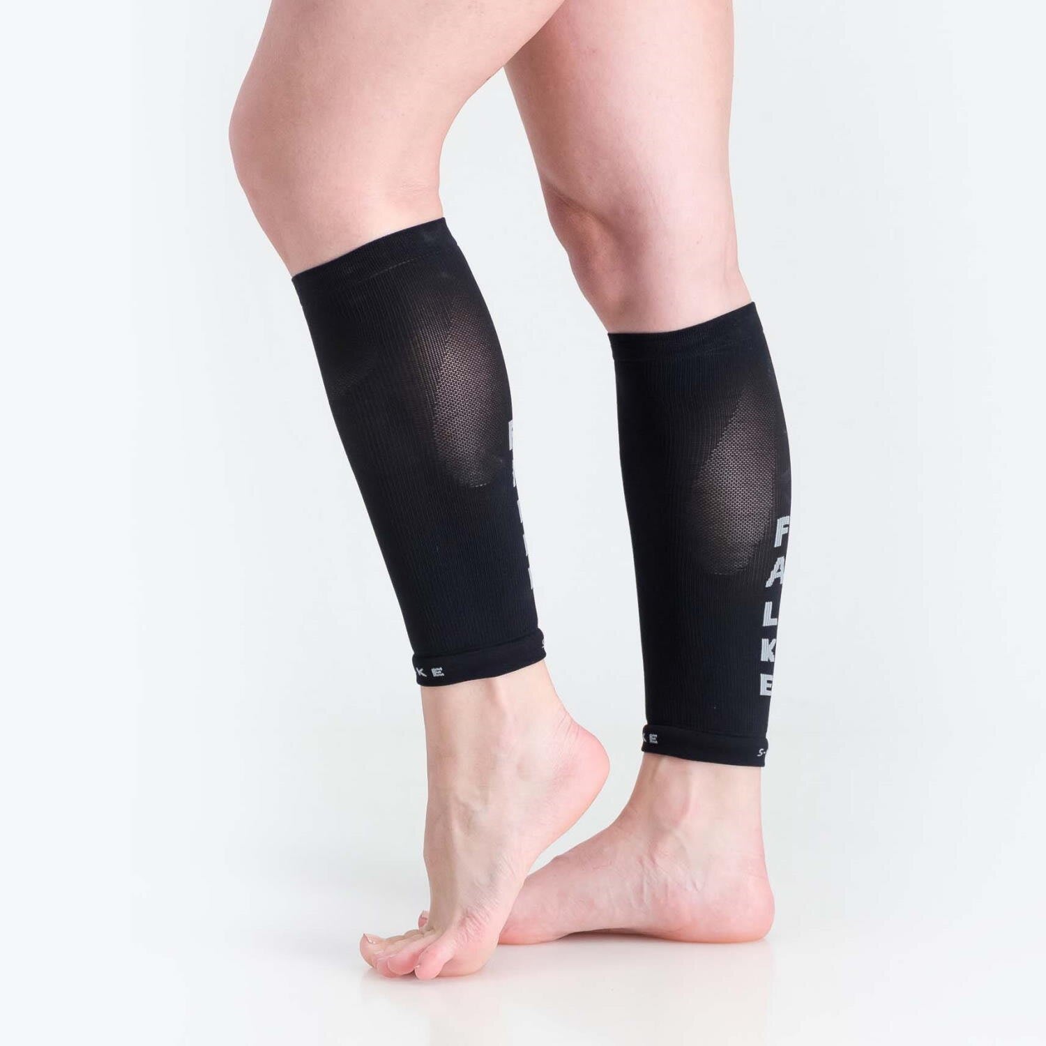 Falke Vitalizer Compression Calf Sleeve ( Size S/M) Socks, by Falke, Price: R 279,9, PLU 1149991