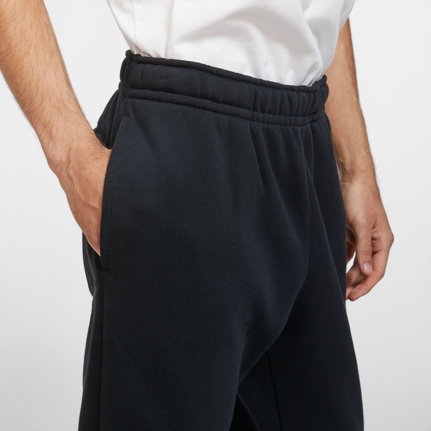 mens nike club jogger