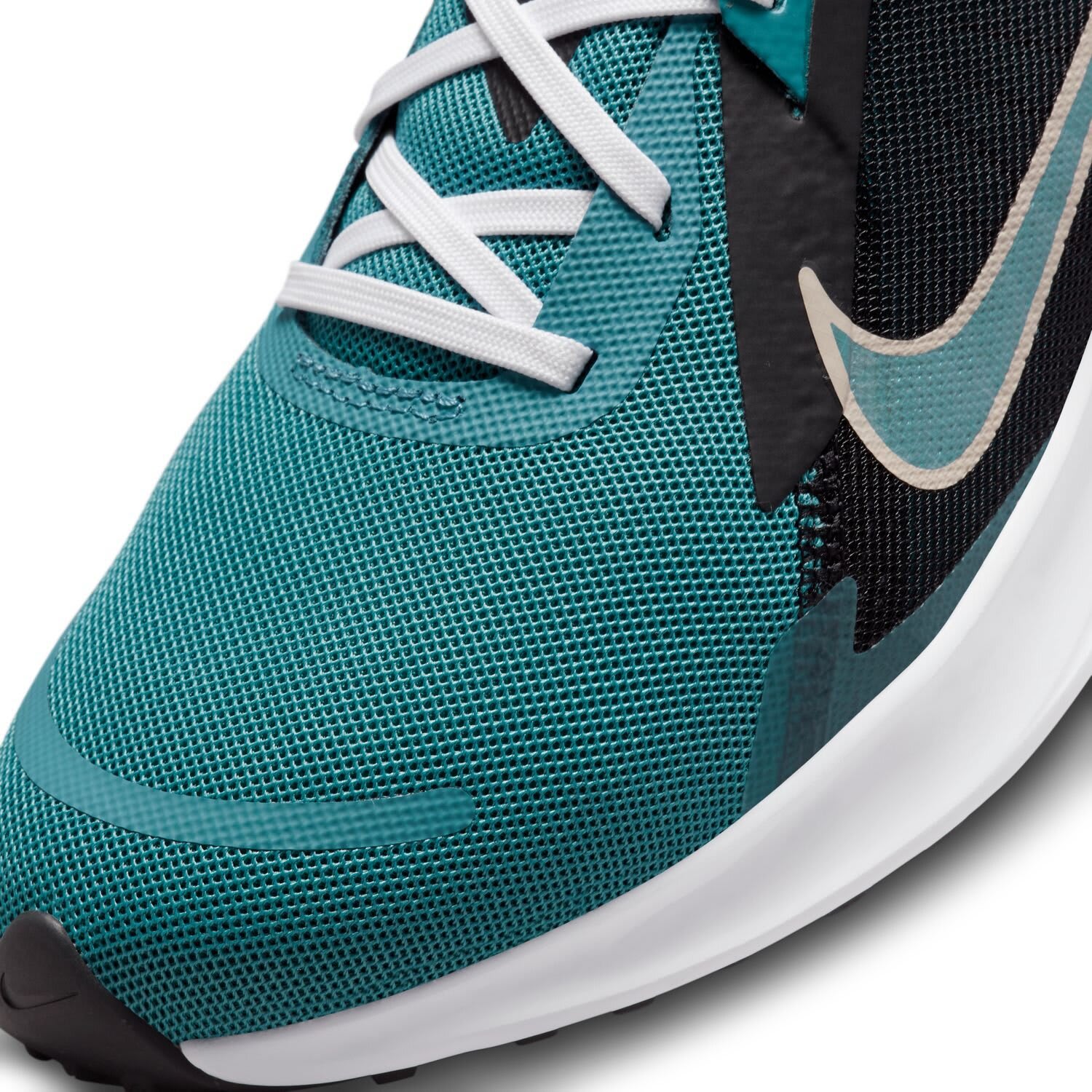 Nike Women's Quest 5 Road Running Shoes | by Nike | Price: R 1 599,9 ...