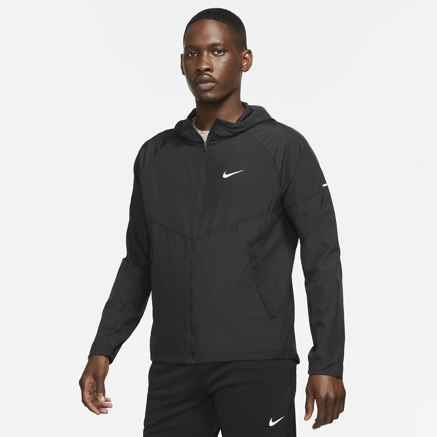 Nike Men's Miler Run Jacket | by Nike | Price: R 1 599,9 | PLU 1170794 ...