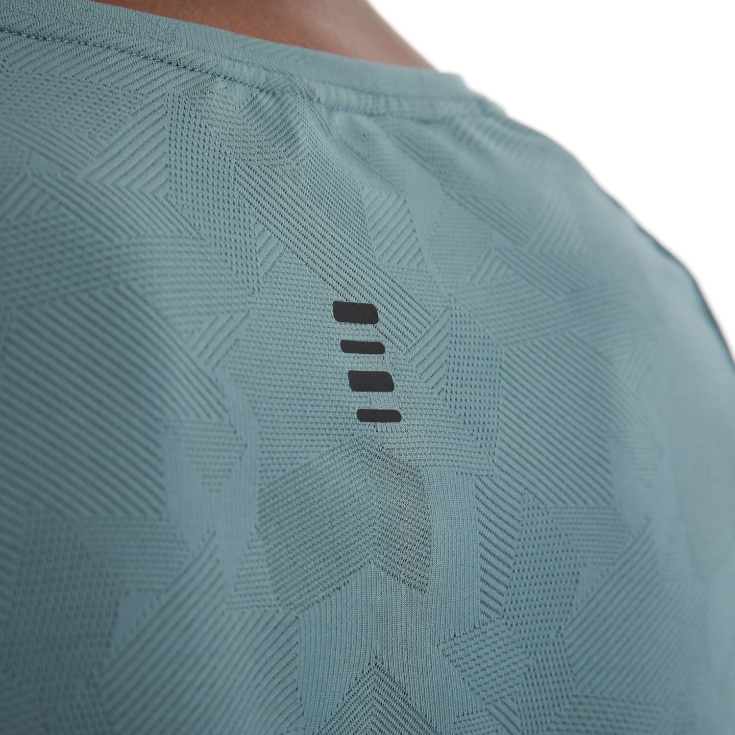 Capestorm Men's Sculpt Tee by Capestorm Price R 579,9 PLU