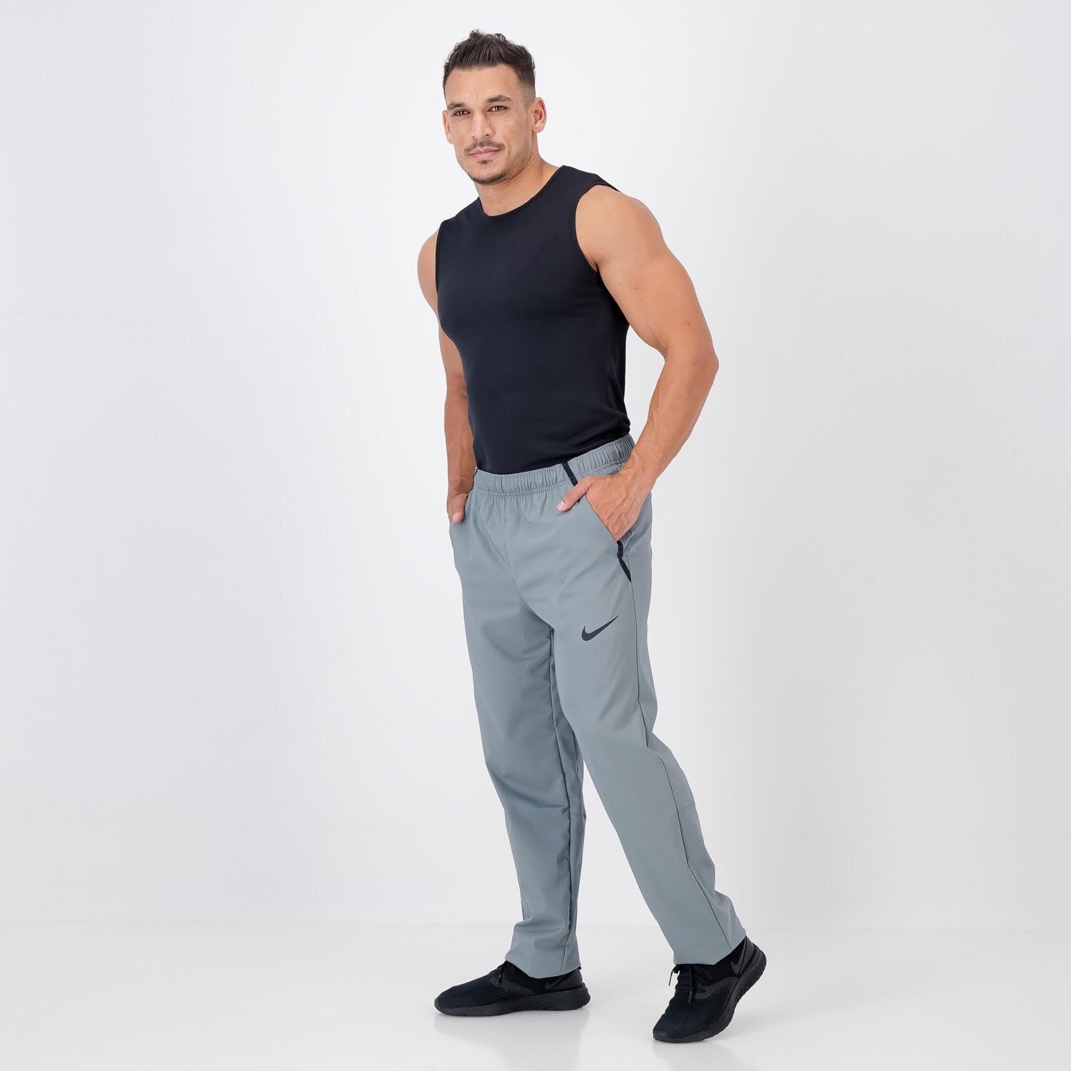 nike team dry pants