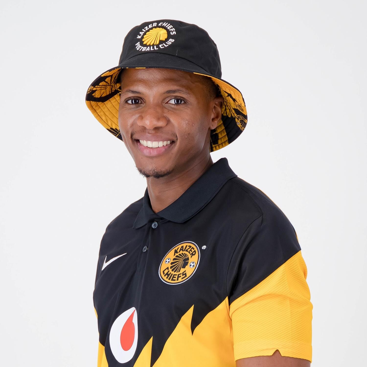 Kaizer Chiefs Reversible Bucket Hat 