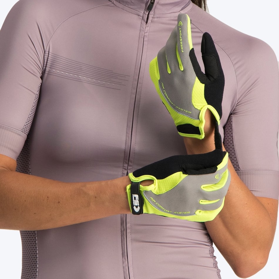 Cycling gloves canada clearance