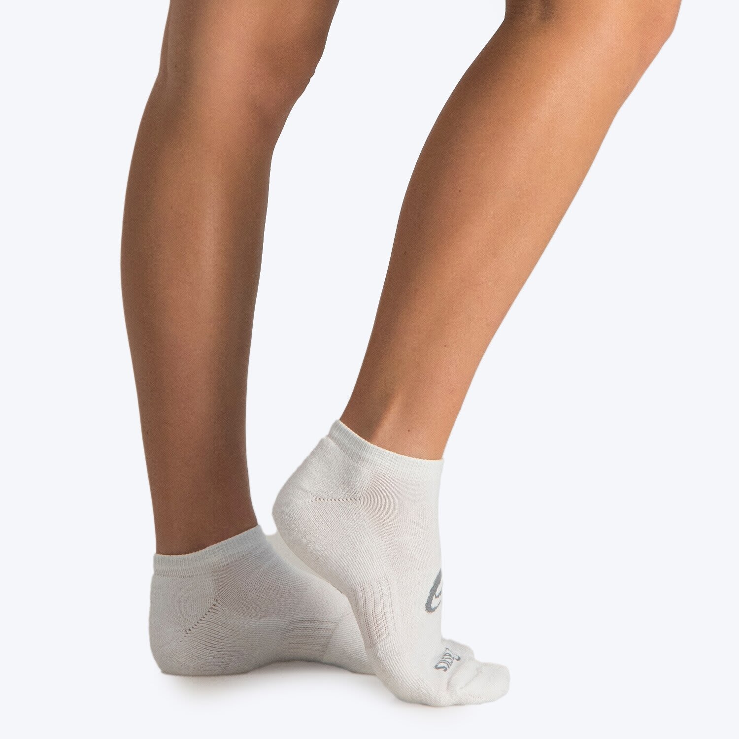 Asics invisible socks clearance