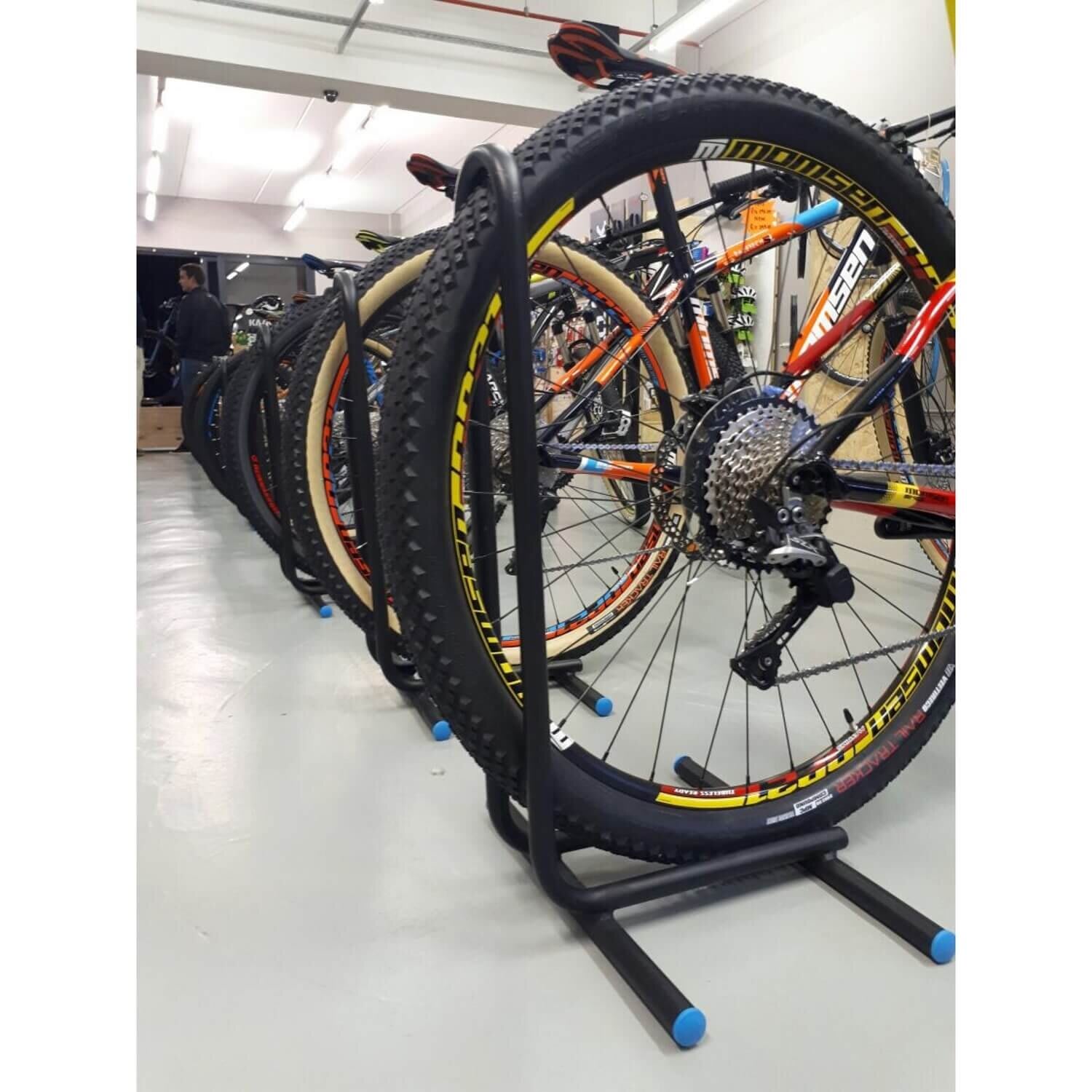 Holdfast Rear Wheel Bike Stand Sportsmans Warehouse