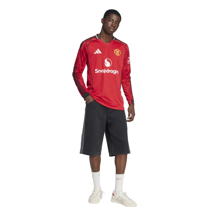 Manchester United Men's Home 25/26 Long Sleeve Jersey | by adidas