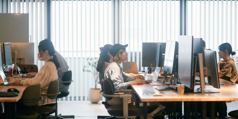 クリエイティブで事業拡大を牽引する Webディレクター募集！