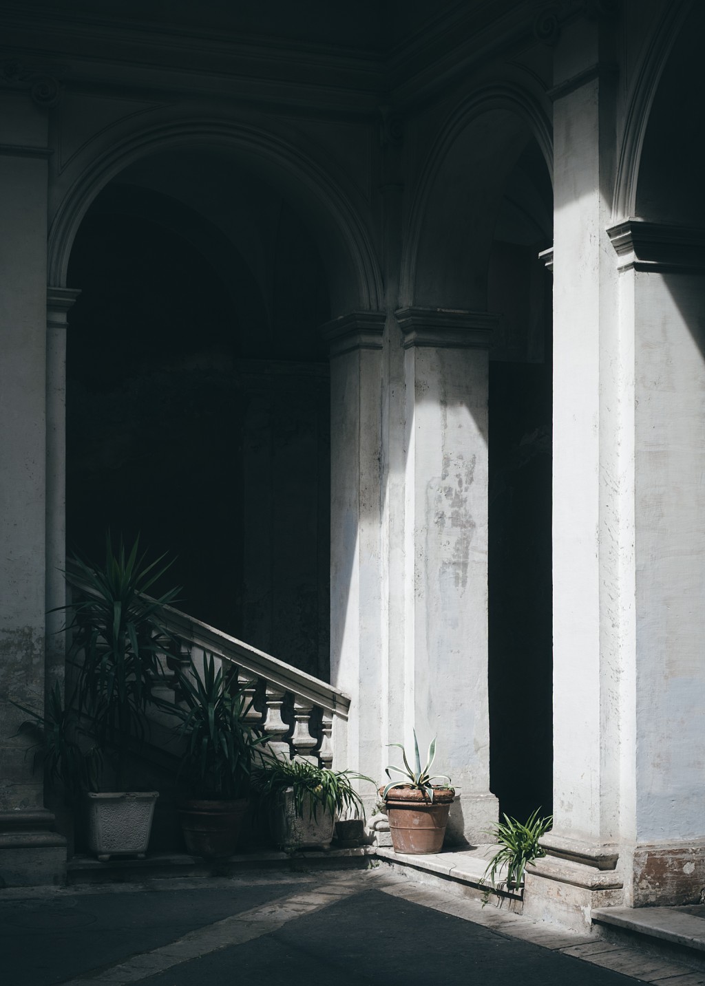 Church inner yard (Rome, Italy)