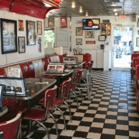 Boudreaux’s Diner