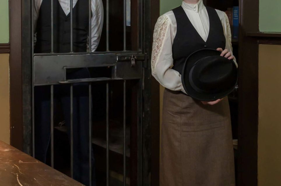 Murdoch Mysteries: The Secret of Station House No. 4