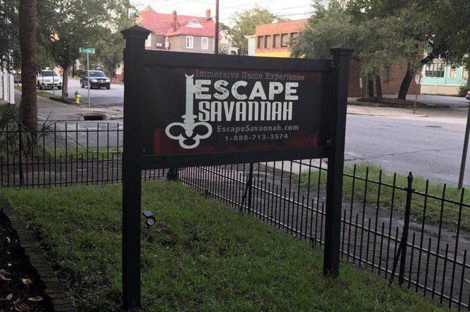 Escape The Haunted Room