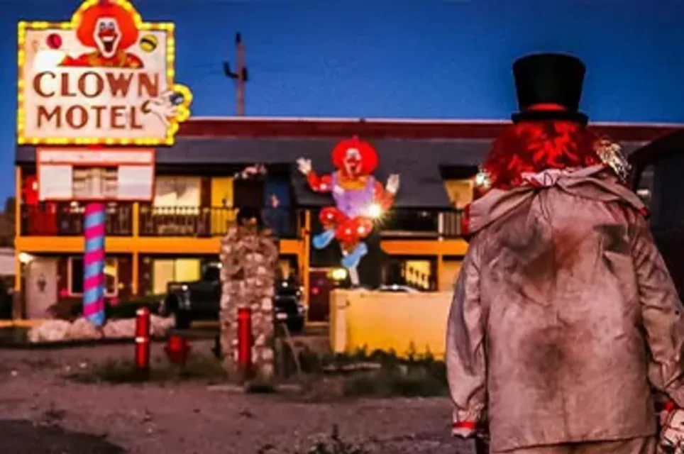 Creepy Clown Motel