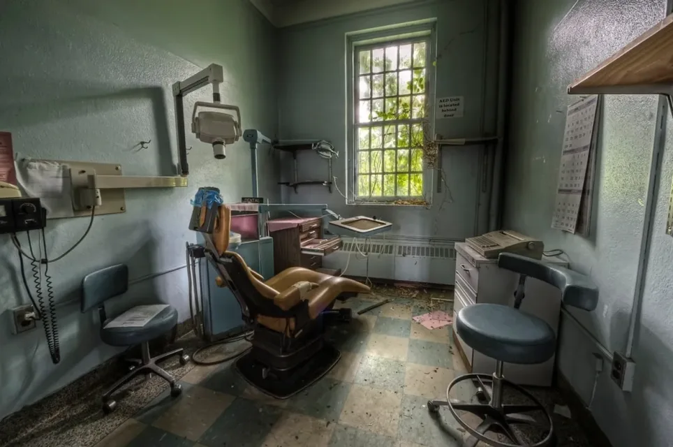 The Dentist Escape Room