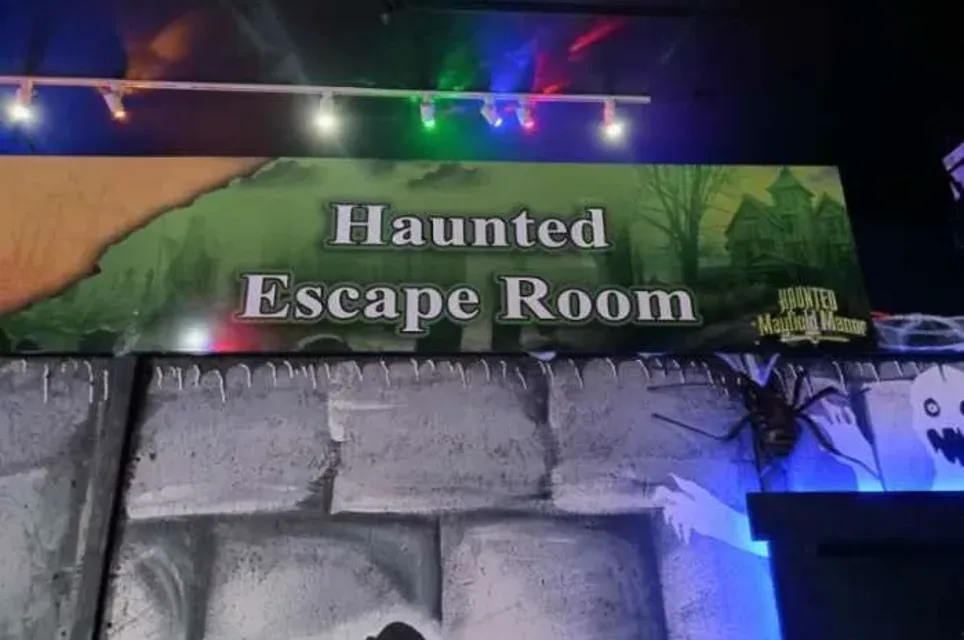 Mayfield Manor Escape Room
