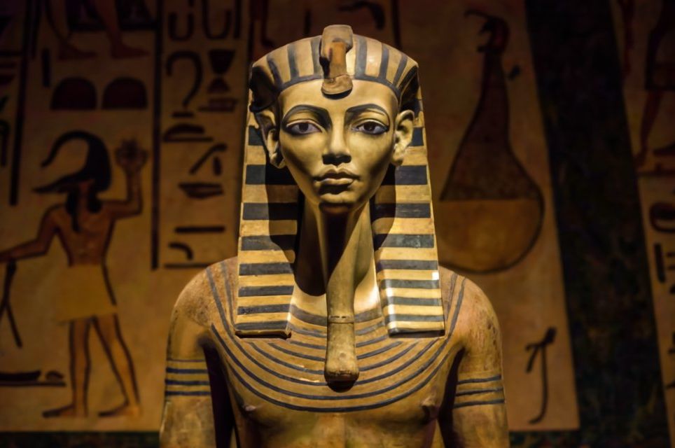 El Misterio de Nefertiti [The Mystery of Nefertiti]