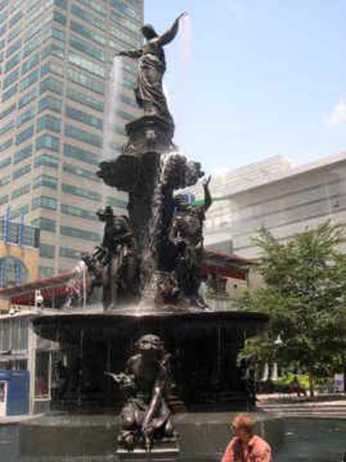 Downtown Cincinnati Treasure Hunt [Outdoor]