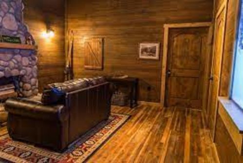 Mountain Time Escape Rooms - The Avalanche Cabin