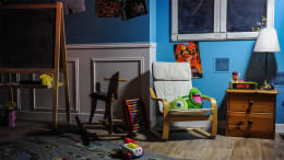 Un Monstre Dans Le Placard [A Monster In The Closet]