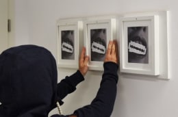 Diebe im Fotostudio [Thieves In The Photo Studio]