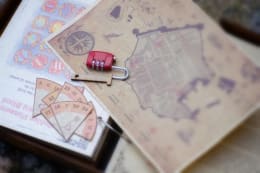 The Spy and the Traitor [Outdoor]