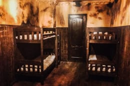 Das verlassene Waisenhaus [The lost Orphanage]