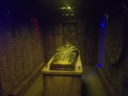 The Mummy’s Tomb – The Curse of Amun-Ra