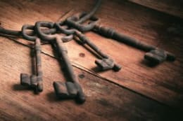 Houdini’s Spirited Escape