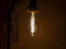 Finlaysonin Sähkövalo [Finlayson’s Electric Light]