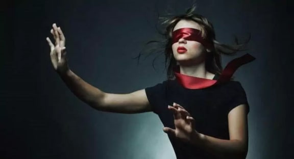 Хованки В Темряві [Hide And Seek In The Dark]