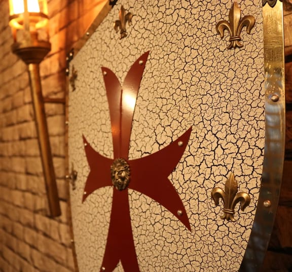 O Roubo Da Coroa Real