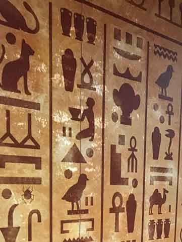 La Resurrección De Apofis [The Resurrection of Apophis]